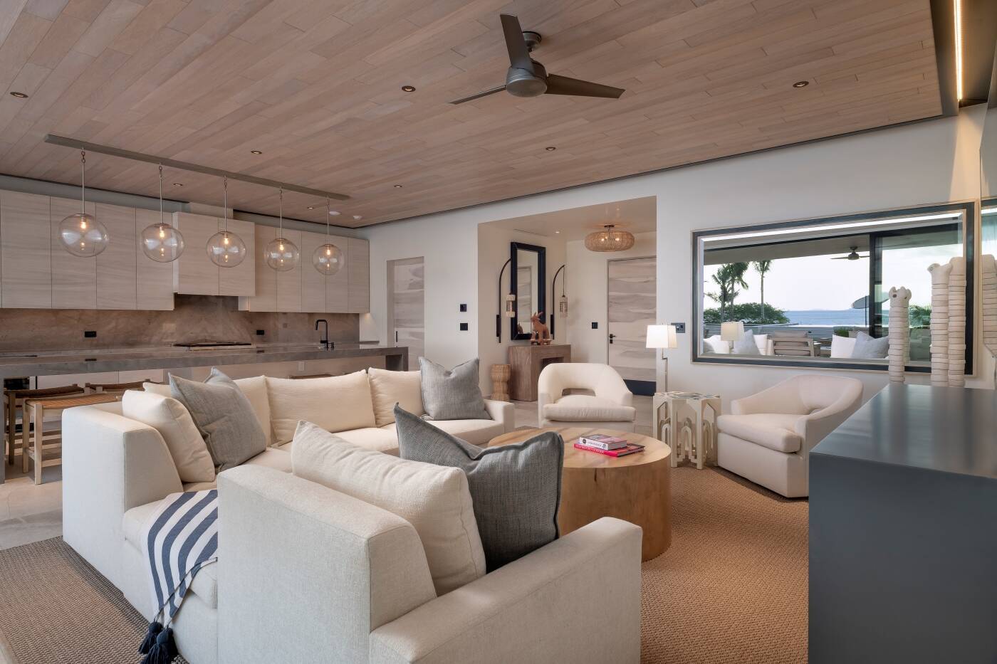 Nido: Five Bedroom Oceanview Casa with Pool