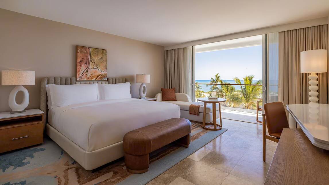 Deluxe Ocean View King