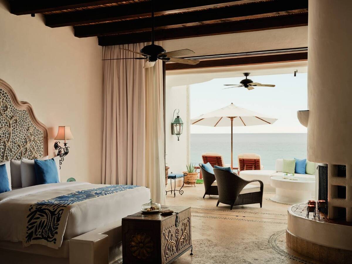 Oceanfront King Junior Suite