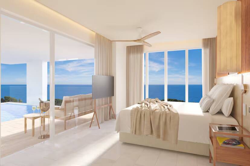 Master Suite with pool
