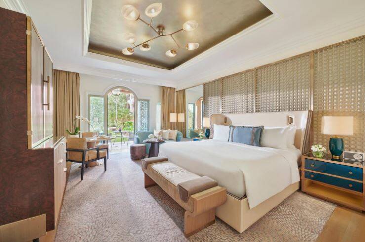 Deluxe Garden Terrace View King Room