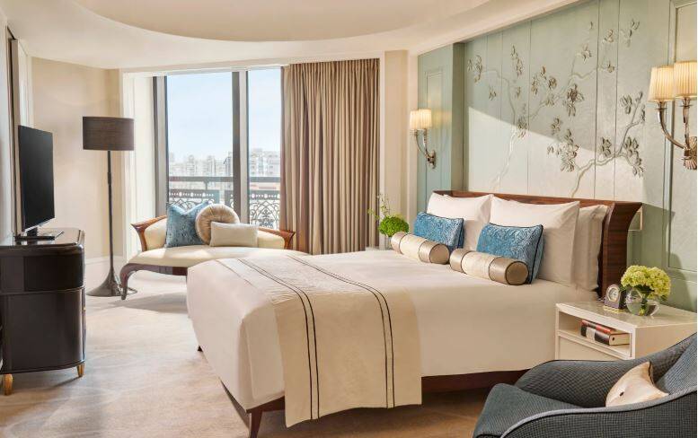 CLUB PREMIER SUITE CONNECTING