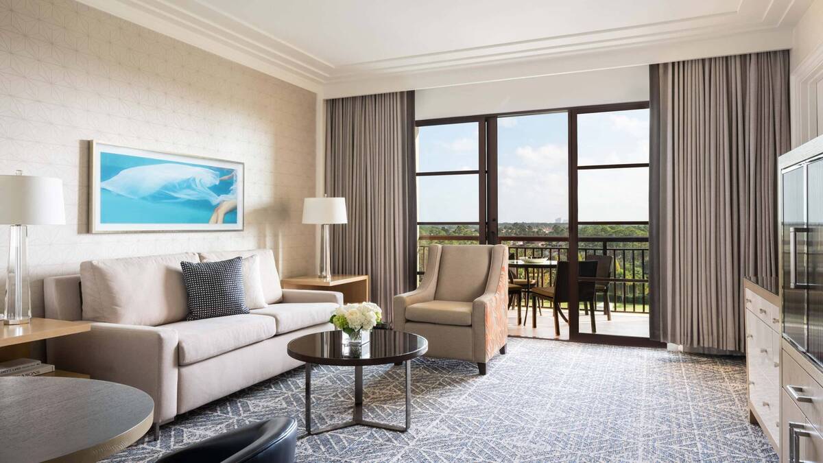 Accessible Golden Oak View Suite