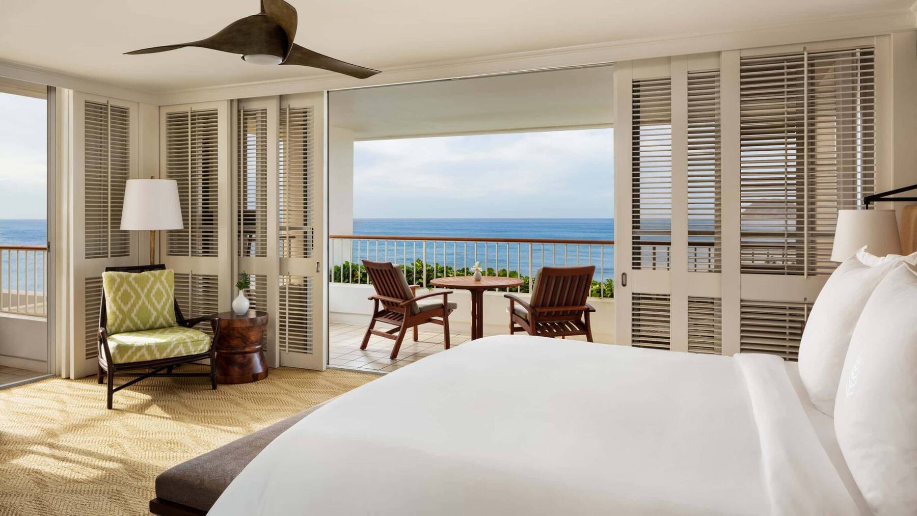 Prime Corner Oceanfront King Room
