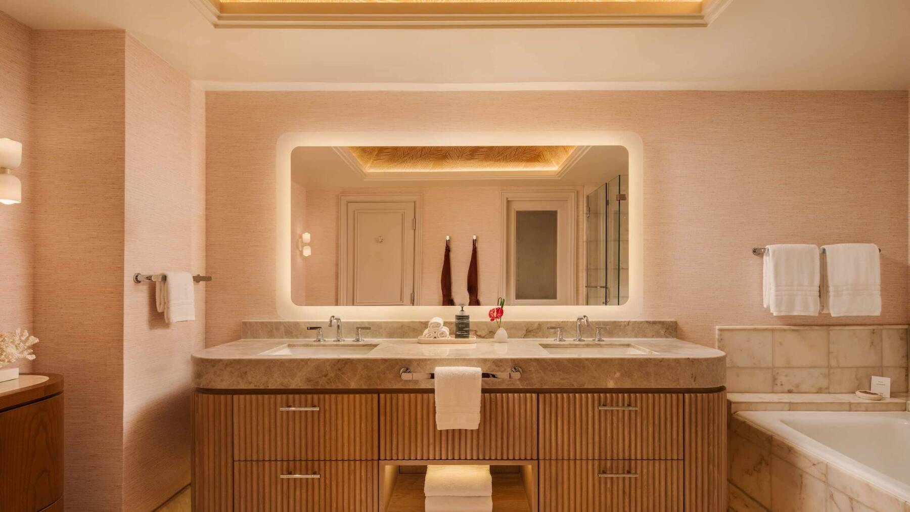 Garden View Suite - King Bed