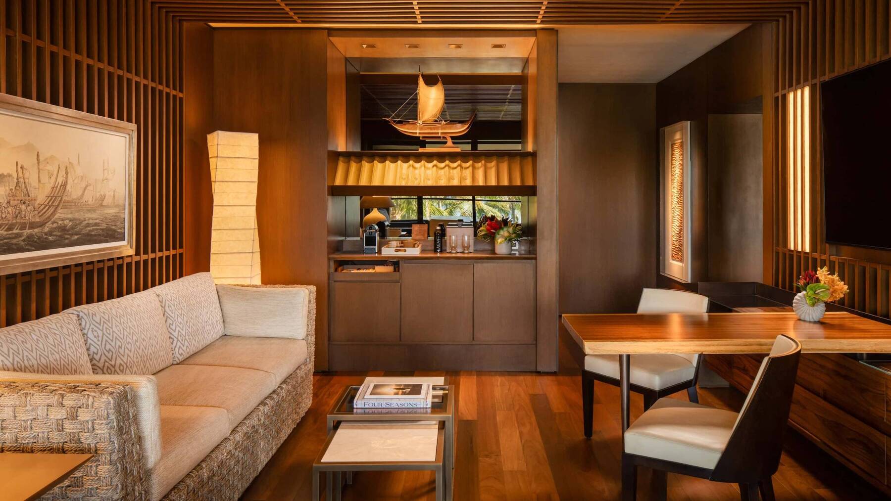 Penthouse Deluxe Suite