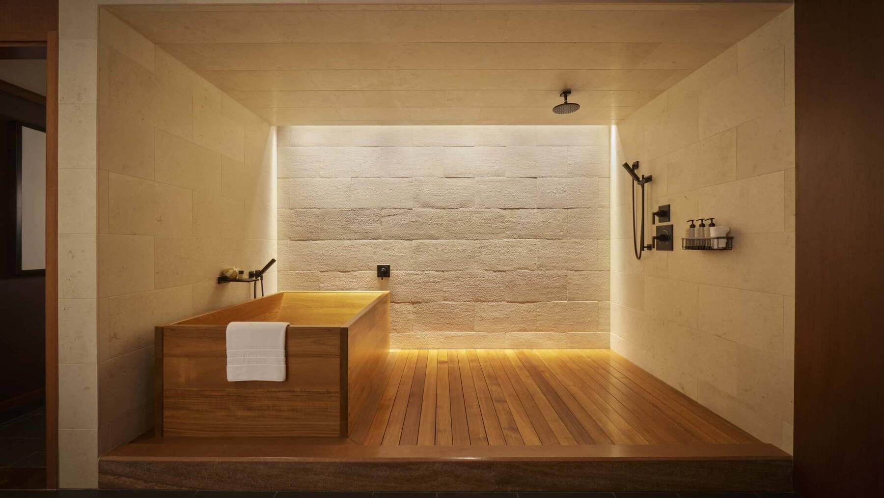 Penthouse Deluxe Suite
