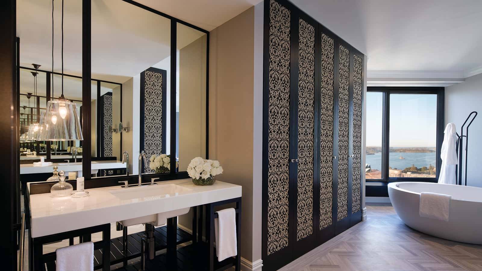 One-Bedroom City Royal Suite
