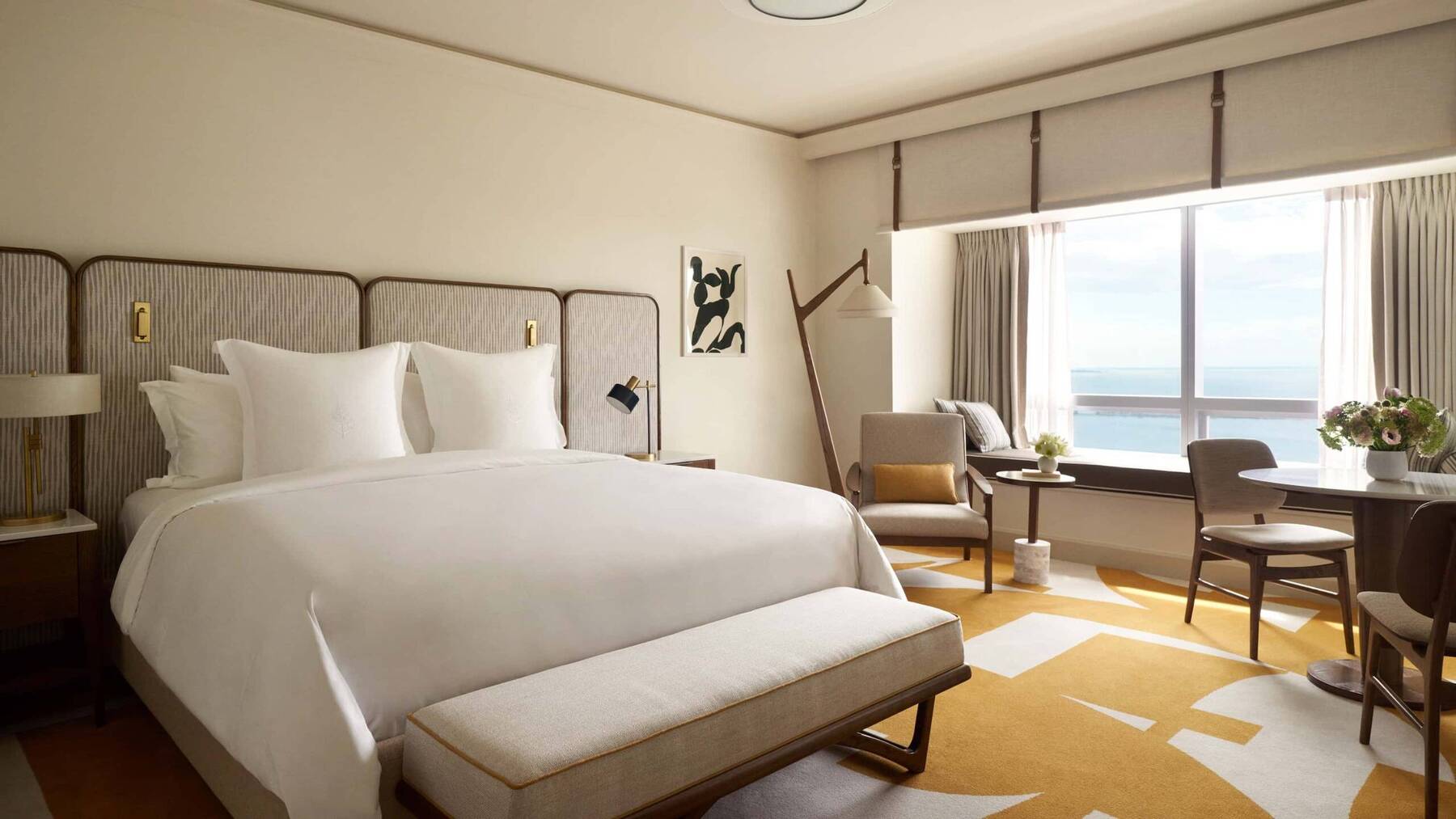 Bayfront Accessible King Bed