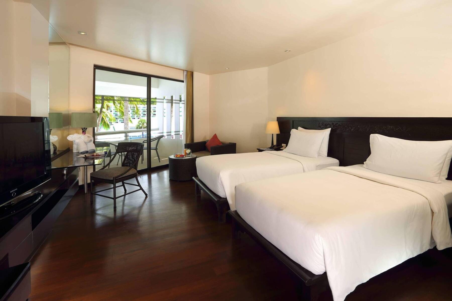 GUEST ROOM TWIN, POOL VIEW