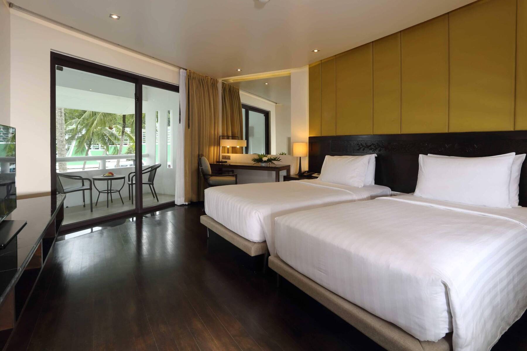ONE BEDROOM TWIN SUITE, OCEAN VIEW TERRACE