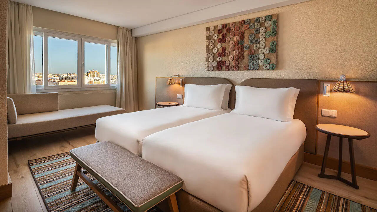 ONE BEDROOM FAMILY SUITE