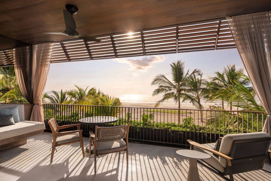 BEACH FRONT TERRACE TWO QUEEN SUITE