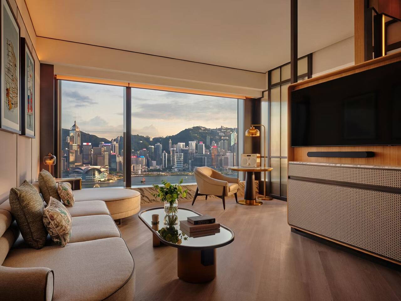 Kimpton Harbour Suite