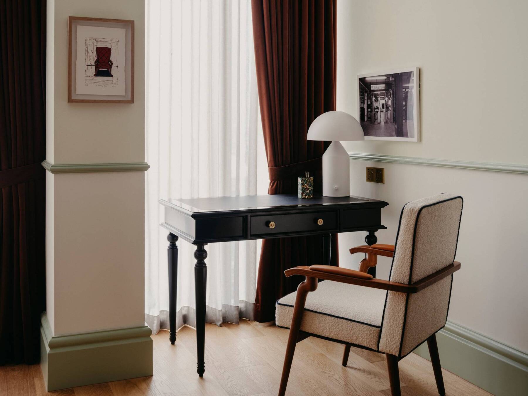 KING PARLOUR SUITE