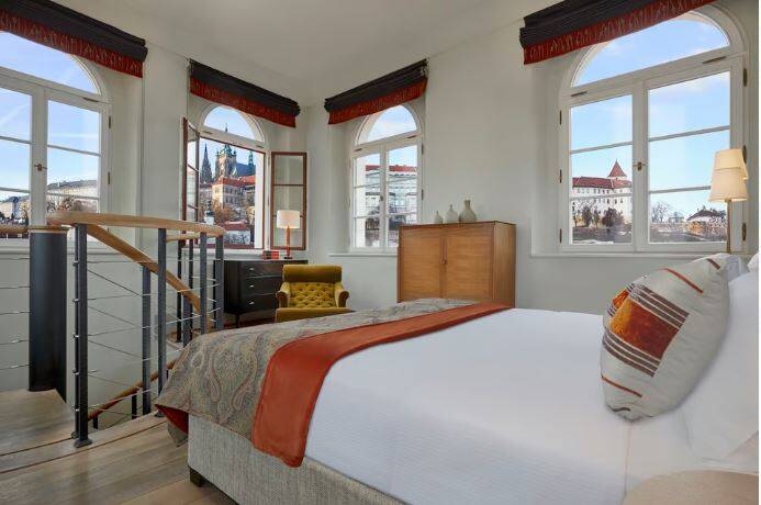 TOWER SUITE