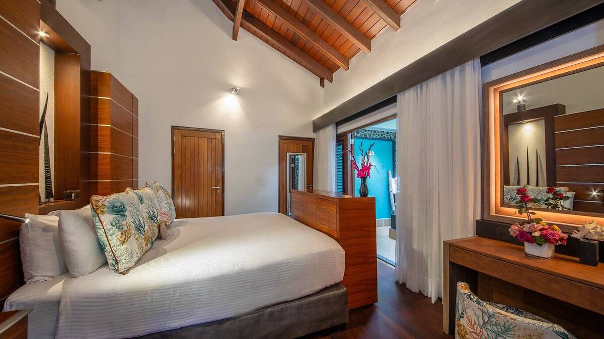 Banyan Tree Room