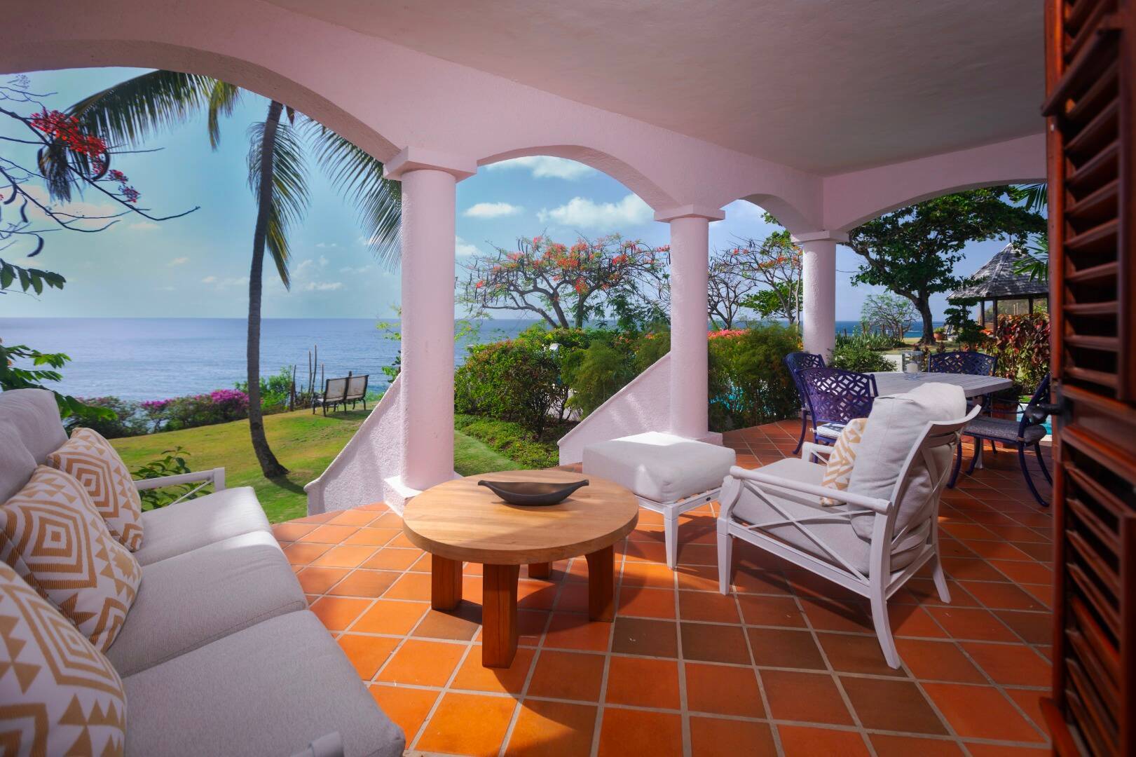Oceanview Suite with Pool