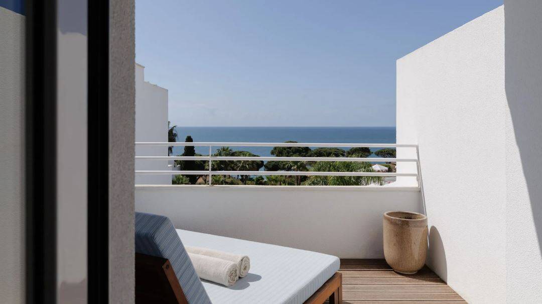 ONE BEDROOM SUITE SEA VIEW WITH TERRACE